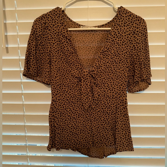 Abercrombie & Fitch Brown Dot Tie Front Blouse - Picture 1 of 6